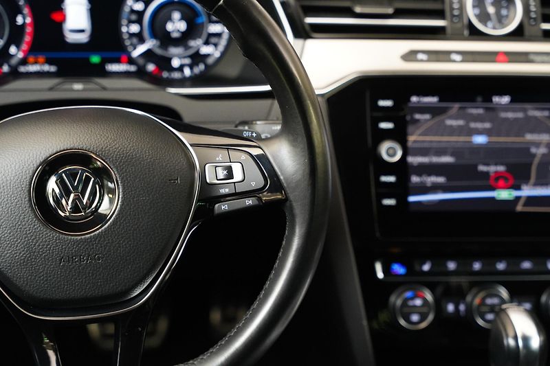 Volkswagen Passat - fotka 16 z 26