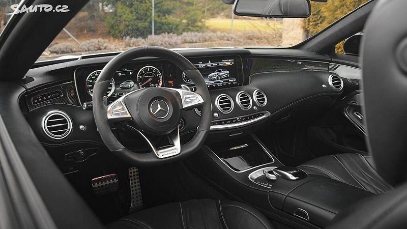 Mercedes-Benz Třídy S S63 AMG 4MATIC cabrio 585 PS - fotka 11 z 48