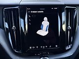 Volvo XC60 B5 AWD PLUS DARK // REZERVACE - náhled 25