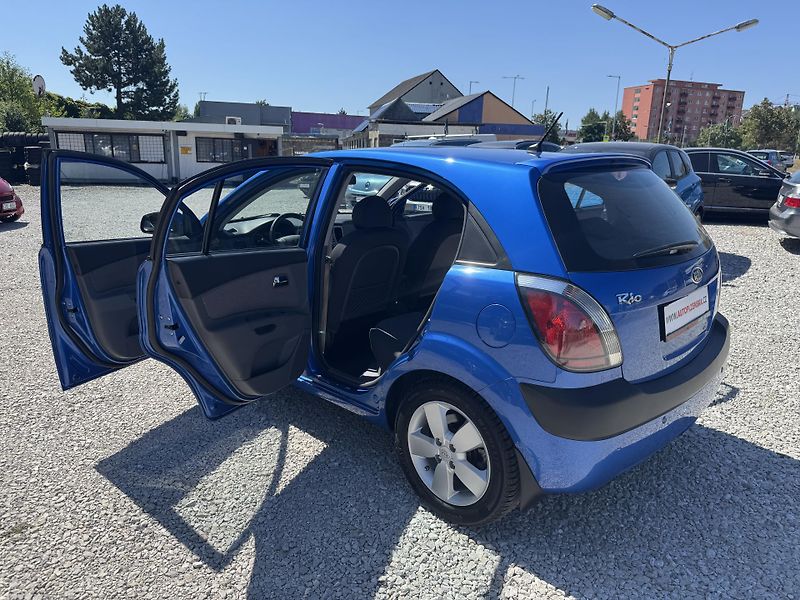 Kia Rio (2009) 1,4DOHC,SERVISKA,2SADY KOL - fotka 12 z 38