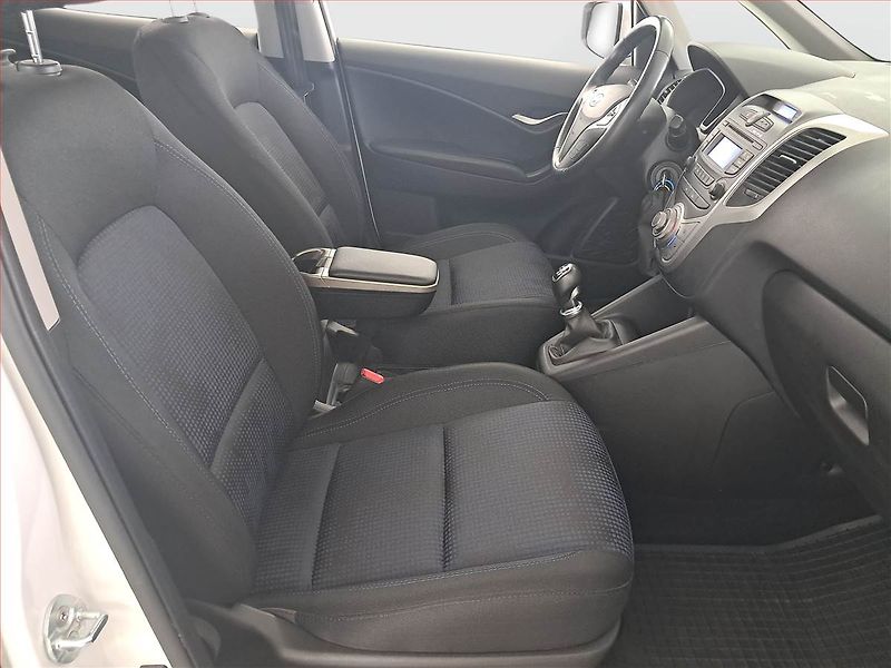 Hyundai ix20 (2017) 1.4 CVVT, ČR,1.maj, Serv.kniha - fotka 9 z 16