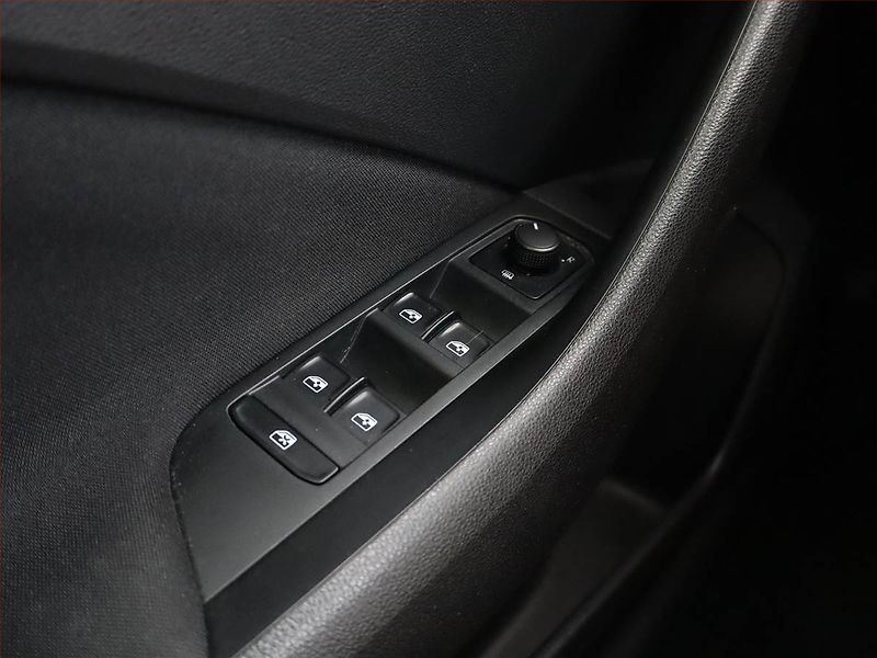 Škoda Scala (2020) 1.0 TSI, Serv.kniha, Tempomat - fotka 14 z 15