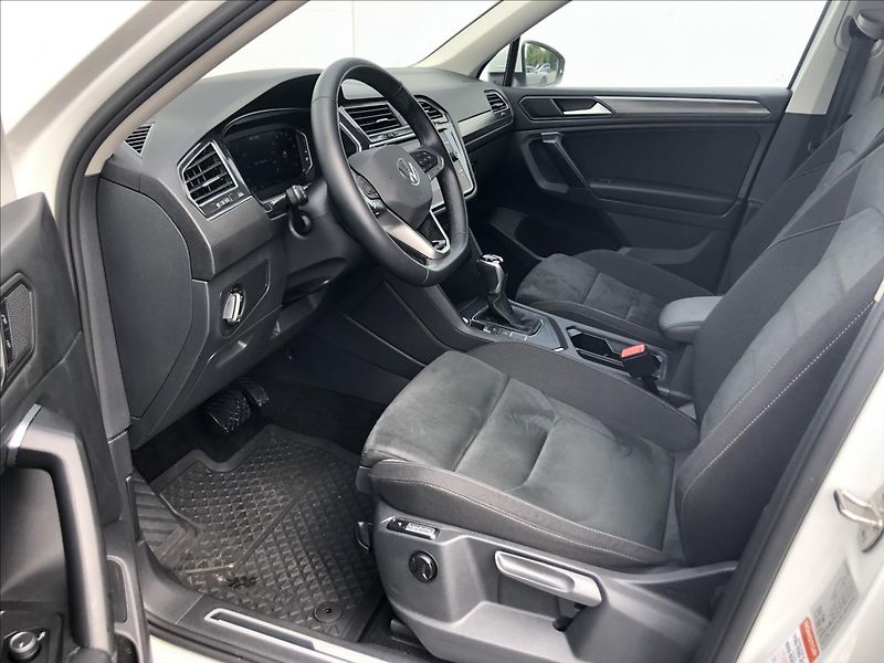Volkswagen Tiguan Allspace 1,5 TSi 110kW 7DSG LIFE  REZER - fotka 6 z 31
