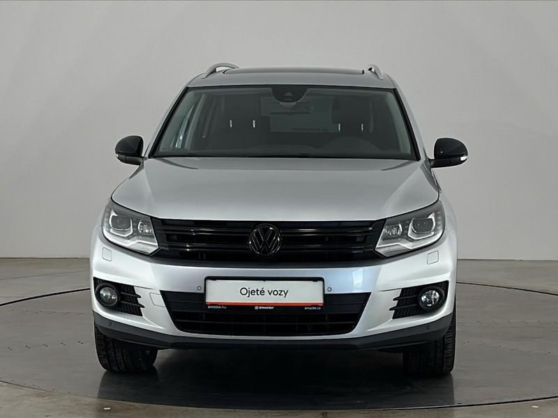 Volkswagen Tiguan Sport 4MOT - fotka 4 z 29