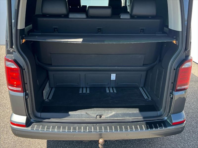 Volkswagen Multivan 2,0 TDi 7DSG 4Motion EDITION - fotka 14 z 29