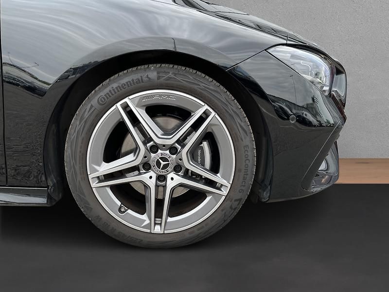Mercedes-Benz CLA Třída 180 d kupé AMG - fotka 9 z 18