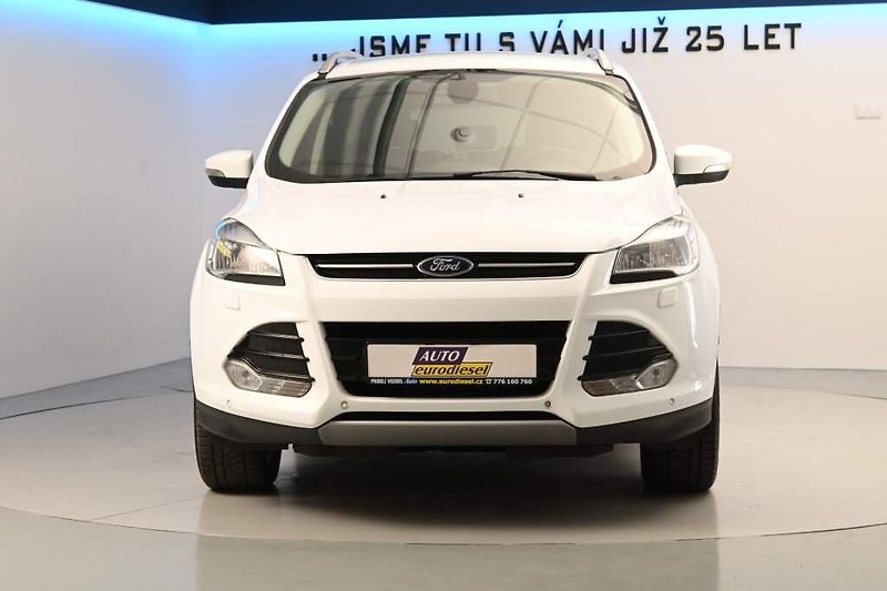 Ford Kuga (2015) 2.0 4x4 TITANIUM TDCi - fotka 3 z 26