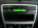 Škoda Octavia (2009) 1.9TDi, ČR, AC - náhled 16