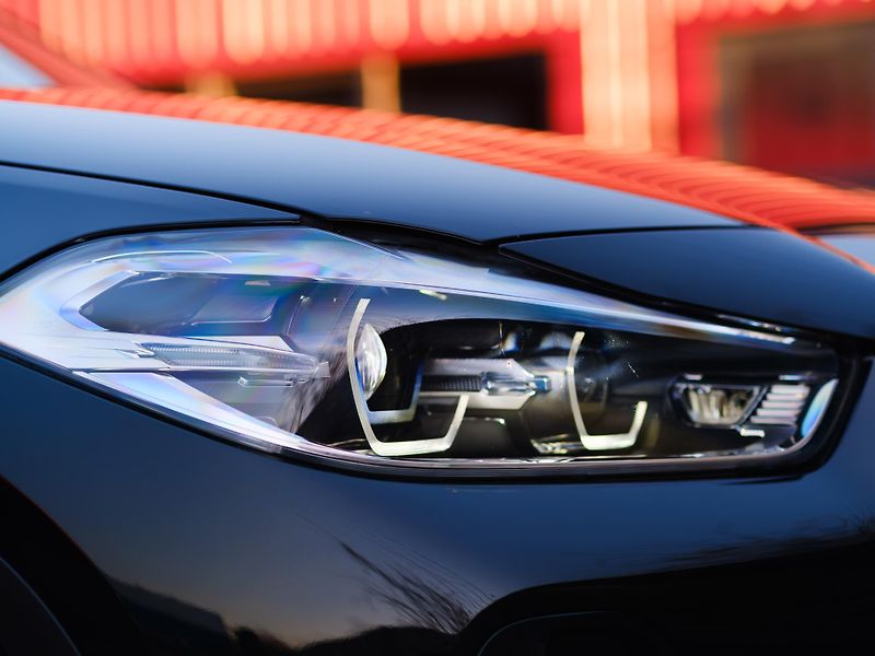 BMW X2 sDrive18i Advantage,ShadowLine - fotka 9 z 31