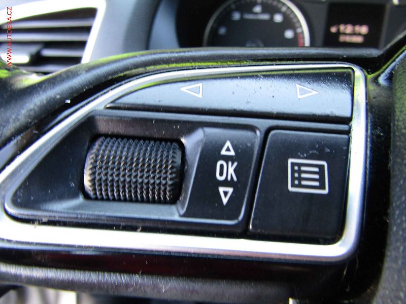 Audi Q3 (2015) 1.4TFSi, AT, kamera - fotka 14 z 20