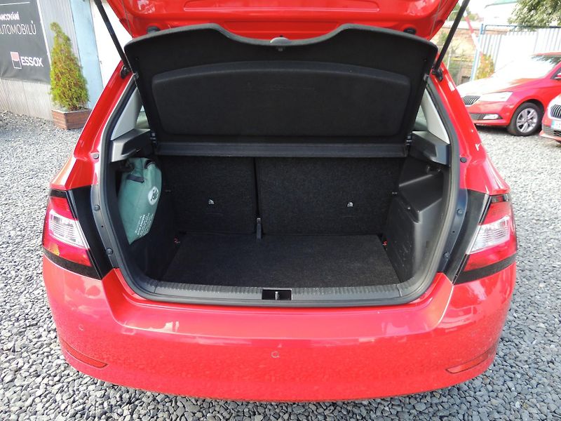 Škoda Fabia (2020) 1.0i,44kw,AMB,ČR,1maj.-21%DPH - fotka 9 z 46