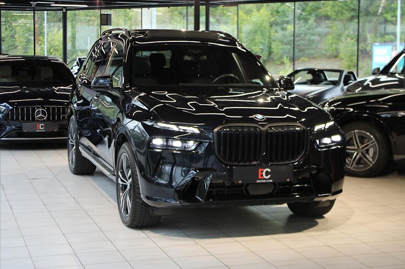BMW X7 xDrive40d M Sport Pro ExeDrPro - fotka 43 z 44