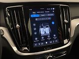Volvo V60 (2026) T6 AWD Plug-in DARK PLUS - náhled 40