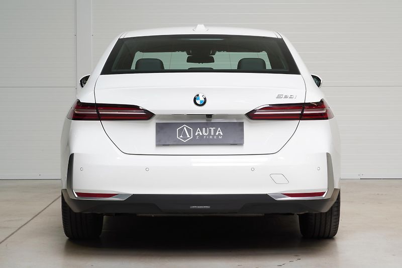 BMW Řada 5 520i,ČR,DPH,1.MAJ - fotka 7 z 31