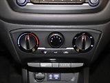 Hyundai i20 1,3 i 55kW Family+ 27 200km! - náhled 11