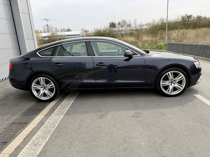Audi A5 (2013) 2.0 TDI SPORTBACK - fotka 4 z 22