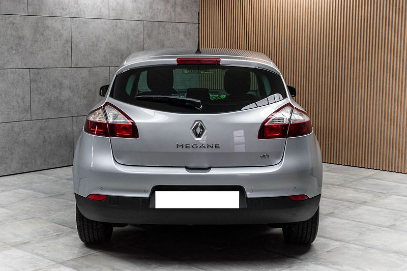 Renault Mégane 1.6dCi LIMITED*2xKOLA*KLIMA*ČR - fotka 6 z 40