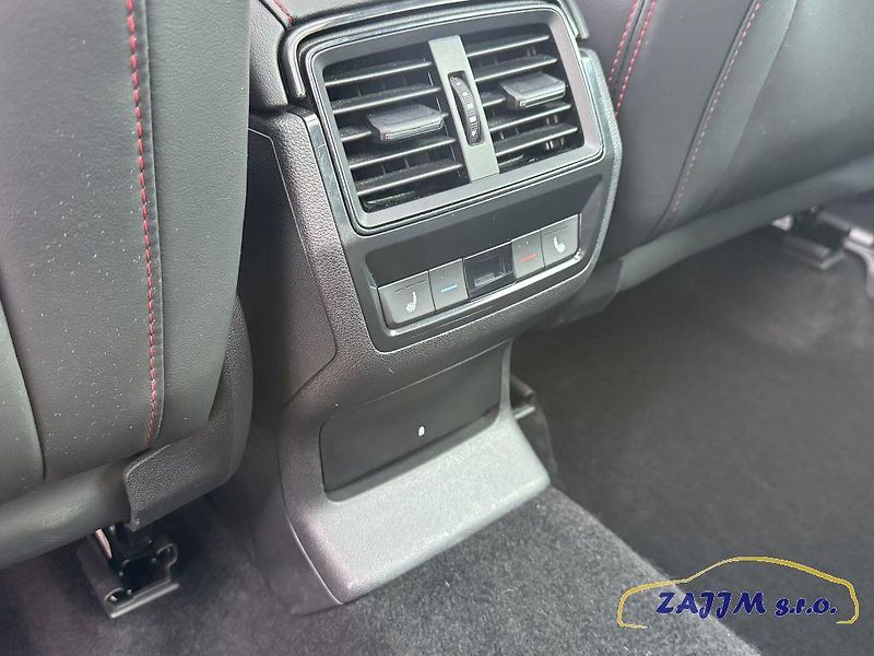 Škoda Kodiaq RS 2.0TSi 180kw 4x4 + Webasto - fotka 26 z 41