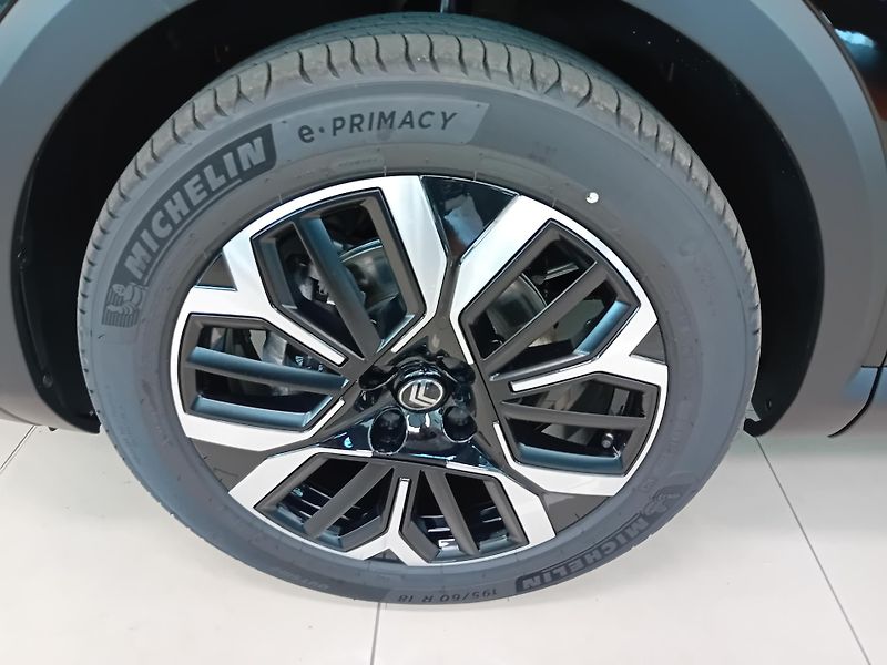 Citroën C4 (2025)  MAX Hybrid 145k Automatic - fotka 17 z 19