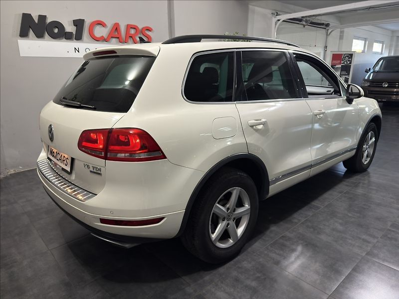 Volkswagen Touareg 3,0   TDI PO ROZVODECH ACC 360 - fotka 5 z 28