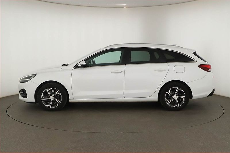 Hyundai i30 (2021) 1.6 CRDi, ČR,1.maj, Serv.kniha - fotka 3 z 14