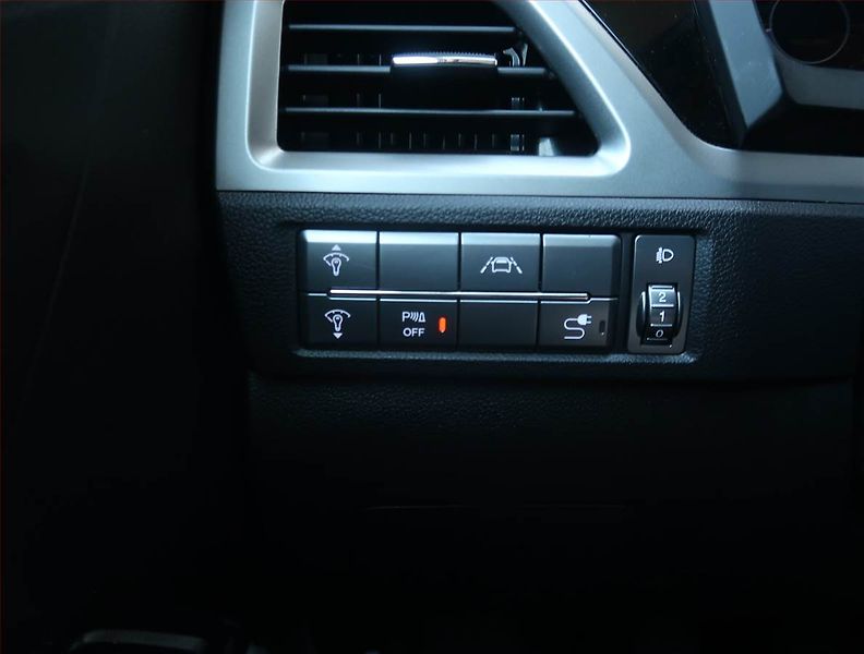 SsangYong Korando (2023) Style 1.5 T-GDI, ČR,1.maj - fotka 21 z 24