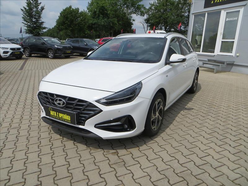 Hyundai i30 1,5 T-GDI mHEV Smart 117 kW - fotka 3 z 25