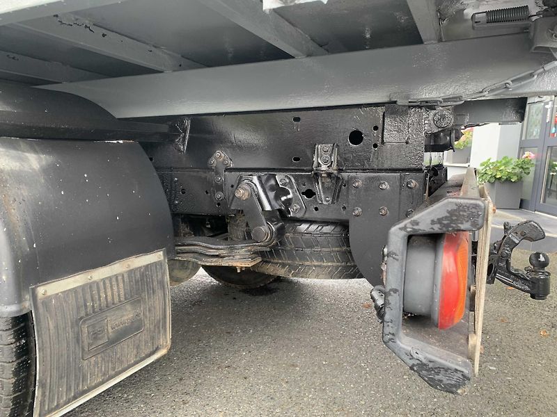 Nissan Cabstar NT400 2.5 dCi 100 kW SKLÁPĚČ - fotka 8 z 17