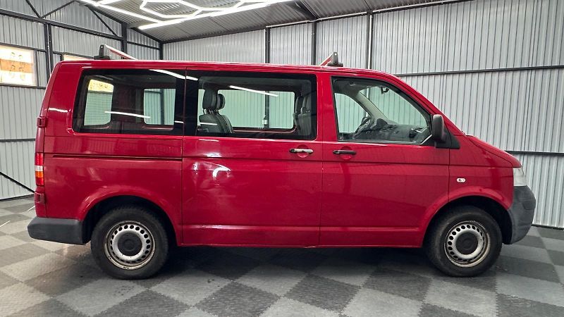 Volkswagen Transporter (2009) 6 MÍST - fotka 6 z 12