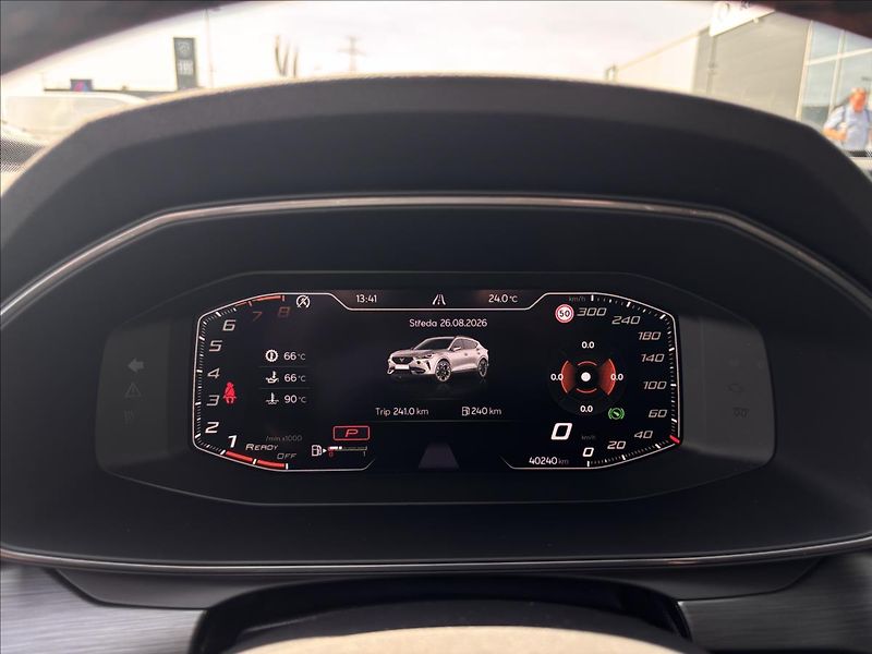 Cupra Formentor 1,5 TSI 110 kW DSG - fotka 24 z 34