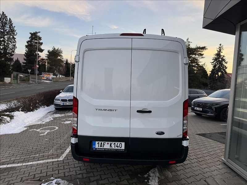 Ford Transit 2,0   L2H2 - fotka 4 z 17