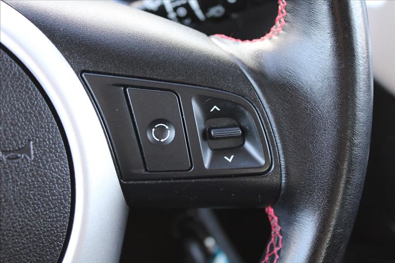 Kia Venga 1,4 i  NOVÉ V ČR,76TKM - fotka 15 z 21