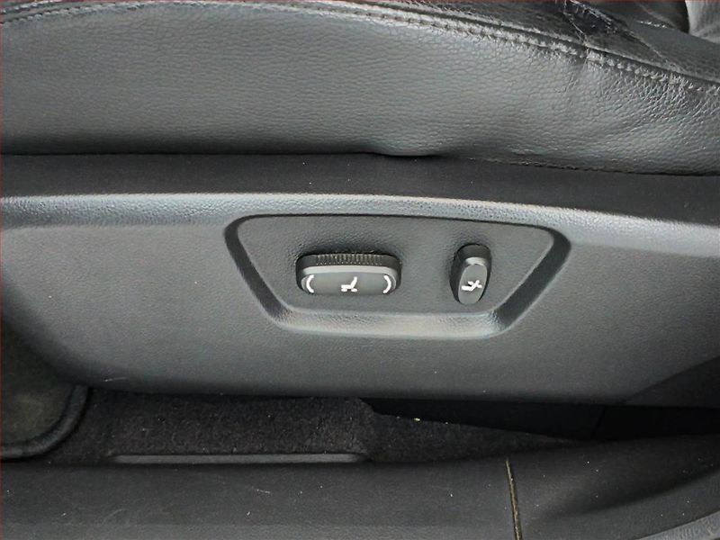 Opel Antara (2007) 2.0 CDTI, 4X4, Navi, Tempomat - fotka 16 z 16