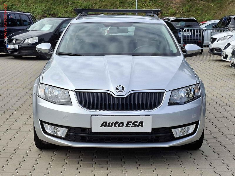 Škoda Octavia (2014) 1.6 TDi, ČR, Ambition, TZ - fotka 2 z 16