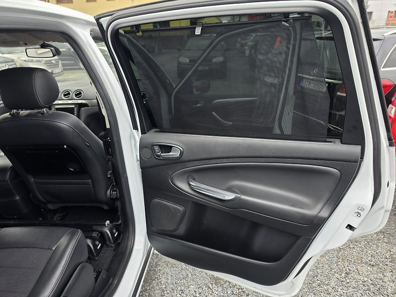 Ford S-MAX 2.0 TDCI Automat  TZ  - fotka 8 z 16