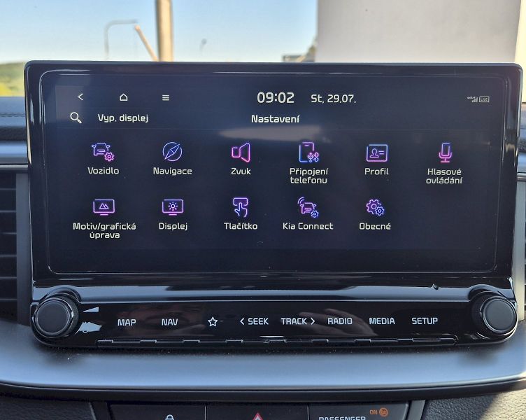 Kia Ceed (2025) Spin 1.5 T-GDI 103 kW 6°manuál - fotka 26 z 32