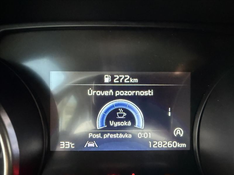 Kia Ceed 1,0   73kW,SPIN,ZÁRUKA,ČR,1.MA - fotka 23 z 28