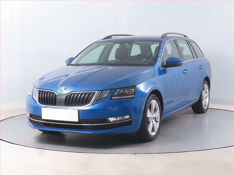 Škoda Octavia (2017) 1.6 TDI, Navi, Tempomat - fotka 2 z 16
