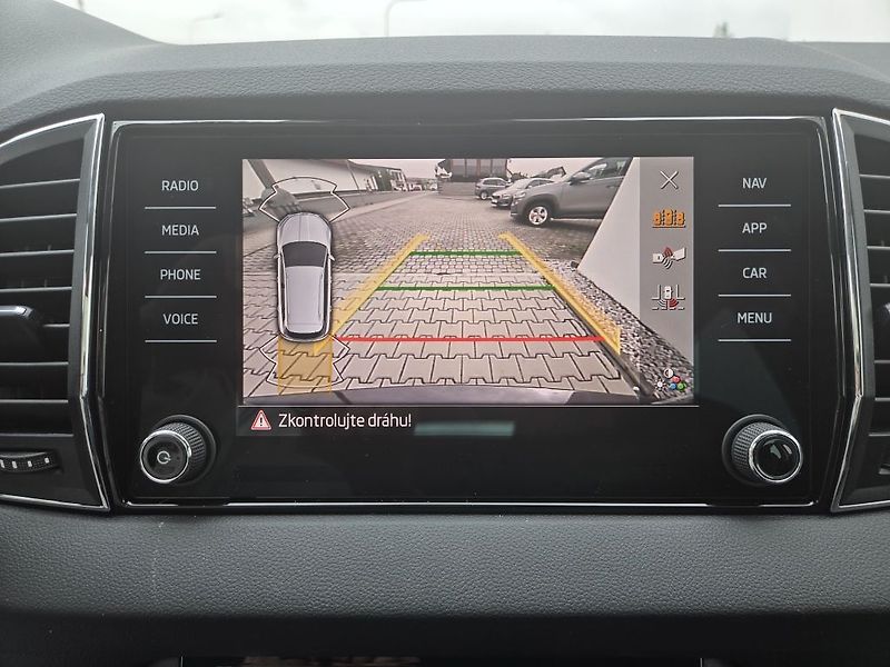 Škoda Karoq Top Selection 1,5TSI 110kW - fotka 13 z 13
