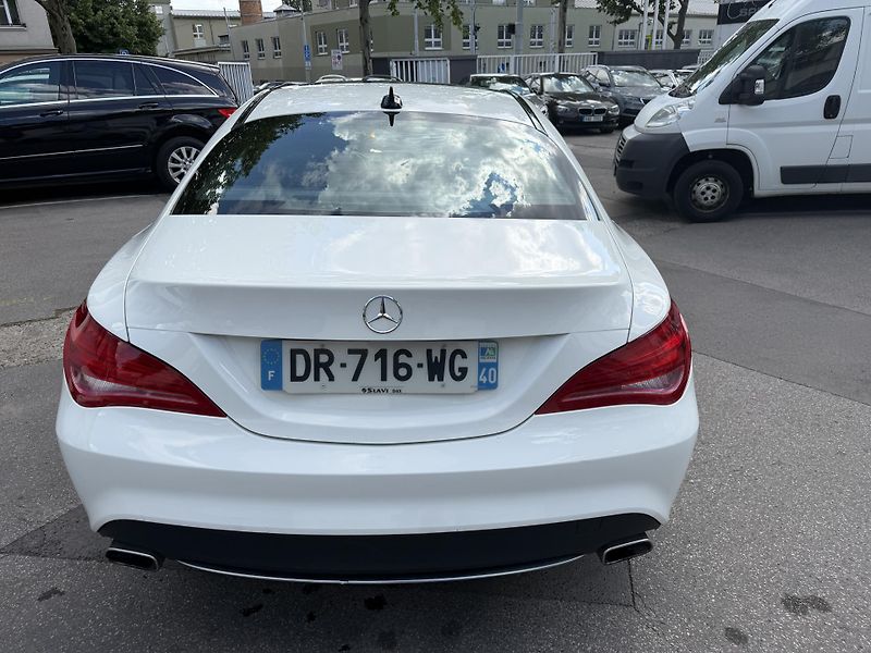 Mercedes-Benz CLA (2015) - fotka 6 z 31