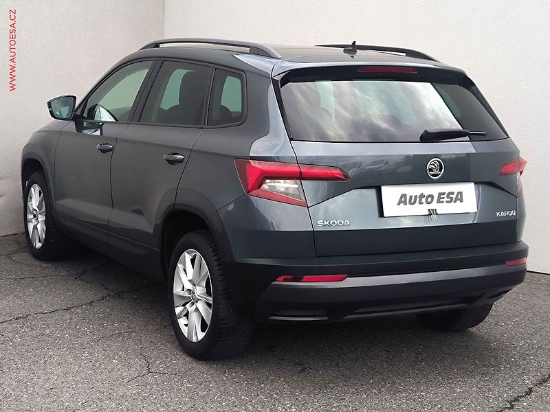 Škoda Karoq (2018) 1.5 TSi, Style, LED, panor - fotka 6 z 24
