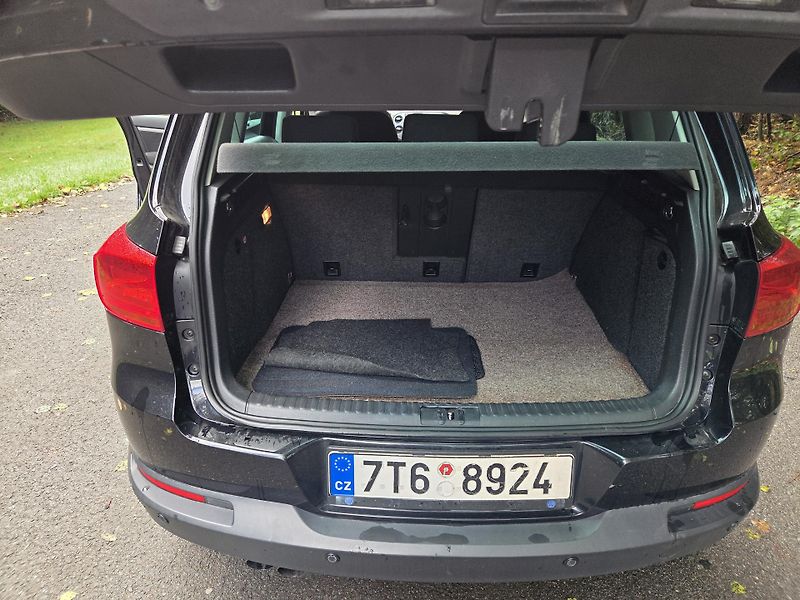 Volkswagen Tiguan (2011) 2,0 TDI 4x4 AUTOMAT - fotka 15 z 15
