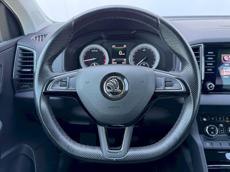 Škoda Karoq (2020) 1.5 TSI 110kW Drive 125 Let - fotka 7 z 35