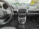 Mazda 2 (2010) 1.3 MZR 55KE klima - náhled 15