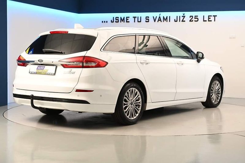Ford Mondeo (2022) 2.0 LED SONY Kamera Tažné 8AT - fotka 5 z 38