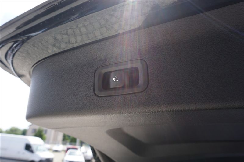 Mercedes-Benz GLS 2,9 350d 4M,AMG,CZ,1.majitel - fotka 12 z 24