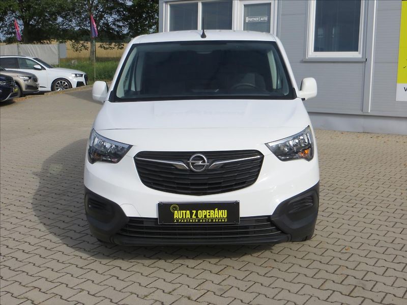 Opel Combo 1,2 Turbo 81 kW Enjoy - fotka 2 z 19