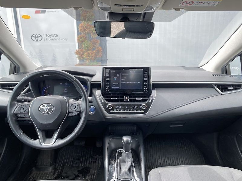 Toyota Corolla 1.8HSD, ČR, ComTech, tažné - fotka 11 z 16
