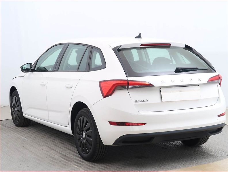 Škoda Scala (2019) Ambition 1.6 TDI, Tempomat - fotka 4 z 15