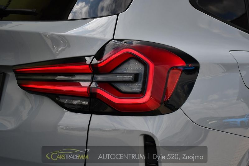 BMW X3 xDrive30d M-SPORT 1M ČR - fotka 54 z 54